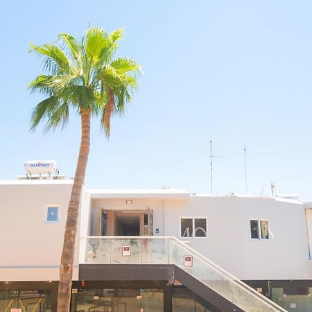 أيا نابا Marisa Napa Suites المظهر الخارجي الصورة