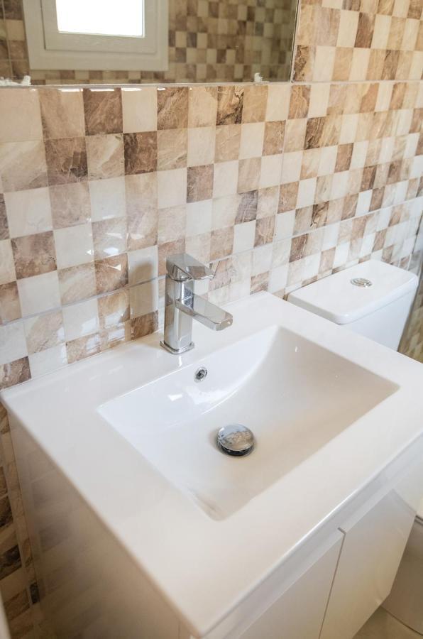 أيا نابا Marisa Napa Suites المظهر الخارجي الصورة