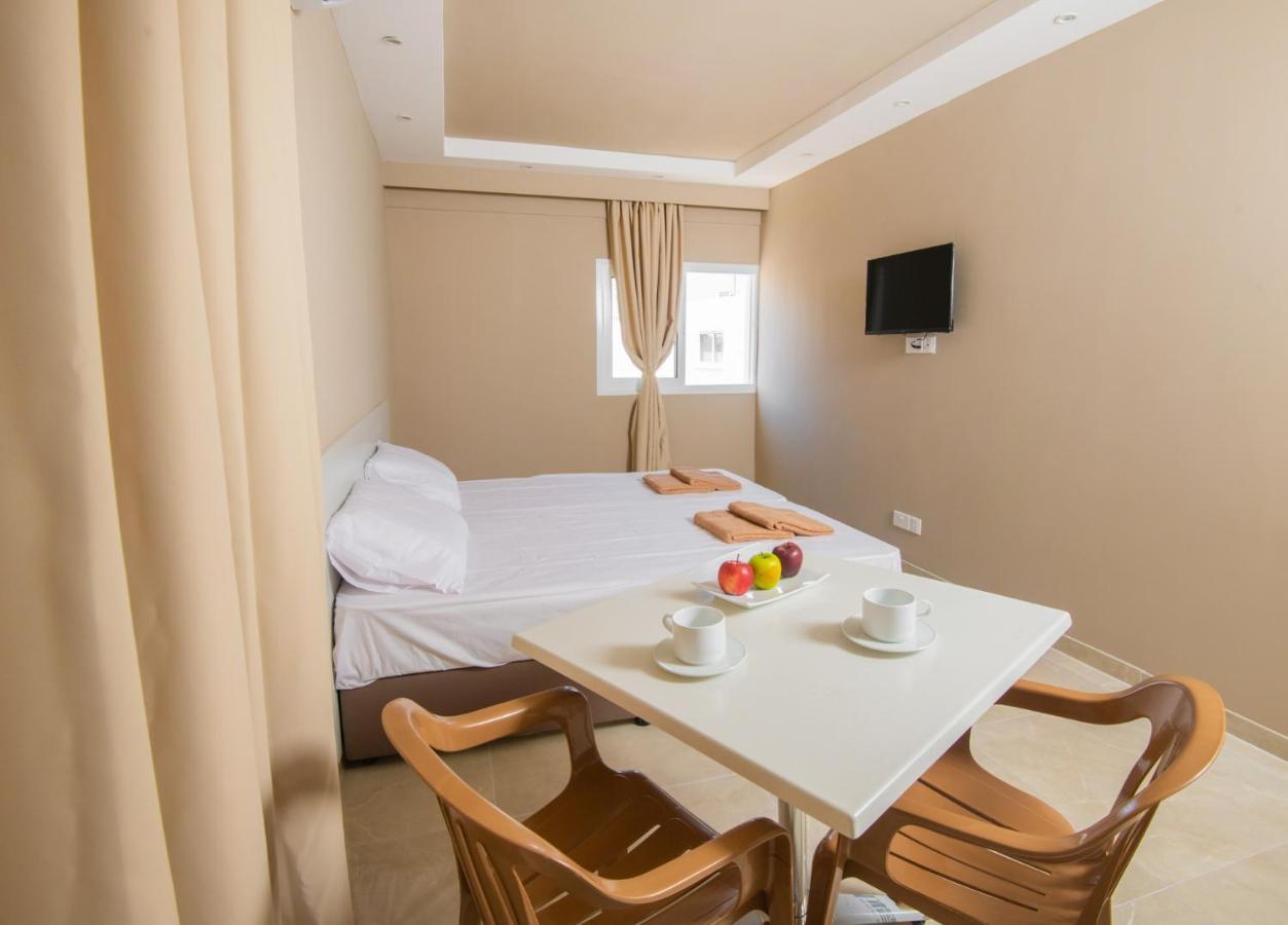 أيا نابا Marisa Napa Suites المظهر الخارجي الصورة