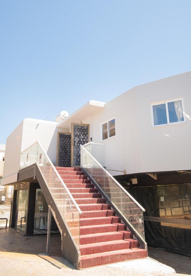 أيا نابا Marisa Napa Suites المظهر الخارجي الصورة