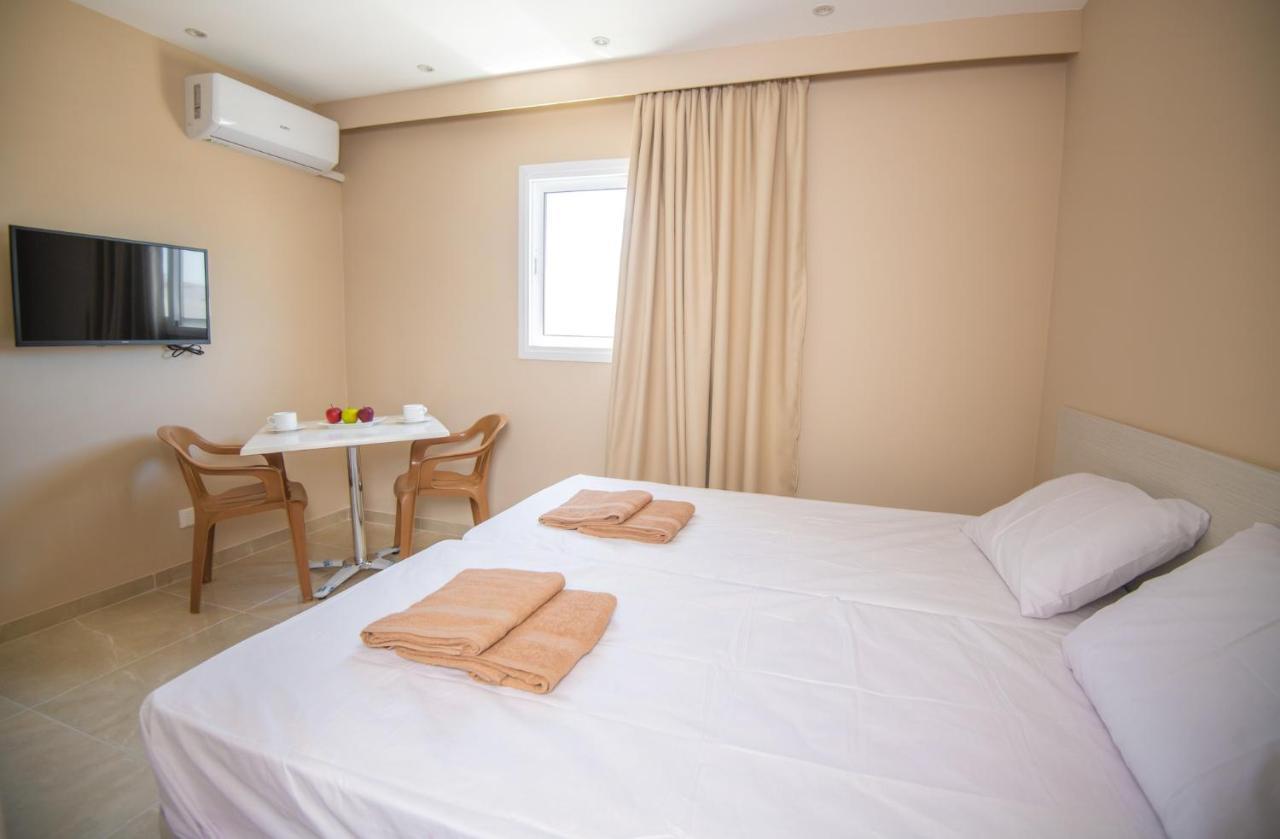 أيا نابا Marisa Napa Suites المظهر الخارجي الصورة